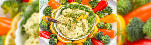 Keto Garlic Chicken Dip with Crudités